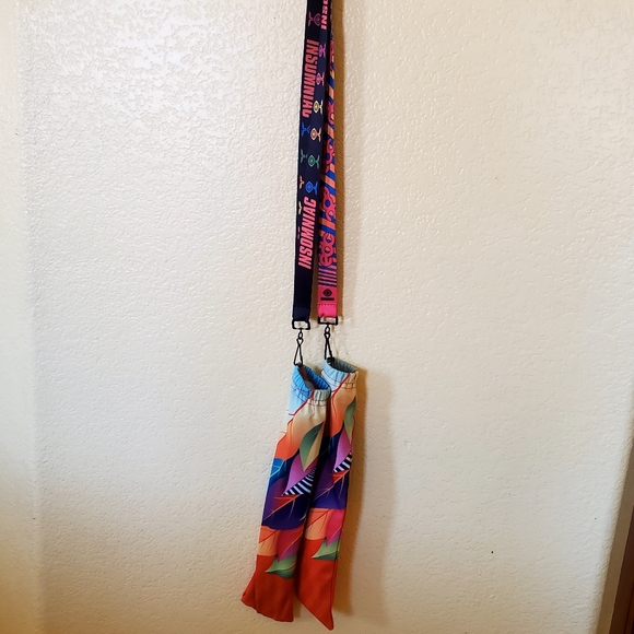 Fan Bags - Picture 5 of 5